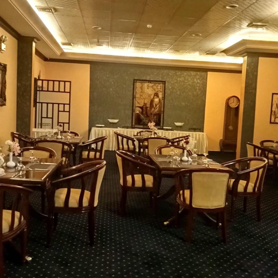 Aliqbal Hotel Khobar Extérieur photo
